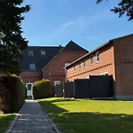 Backhuus 3 *